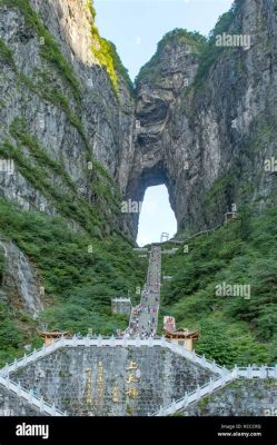 The Tianmen Mountain Offers Stunning Views and Mystical Legends!